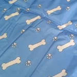 Cool Mat Manta Refrescante Para Mascotas Talla M Azul Acero Huesos